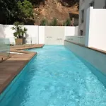 Mercure Готель