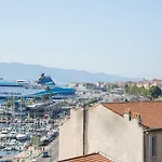 Mercure Готель