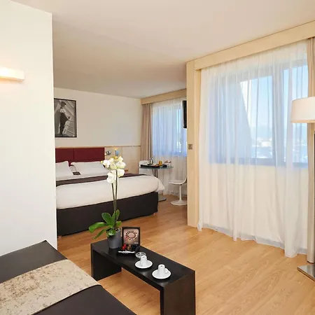 Mercure Hotel