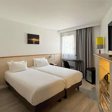 Mercure Hotel 4*