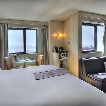 Mercure 4*