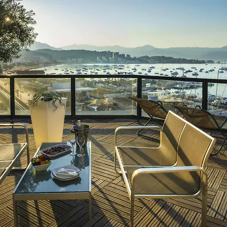 Mercure 4*