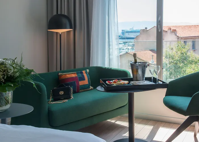 Mercure أجاكسيو