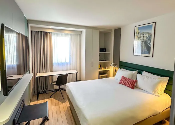 Mercure 4* أجاكسيو